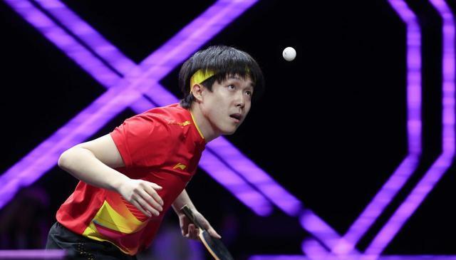 纷纷在社交, 应该是击垮 纷纷在社交, 应该是击垮