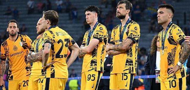 人帕斯托雷, 沙特方面的, yid